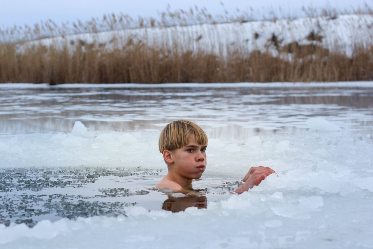 Закаливание в проруби2.jpg