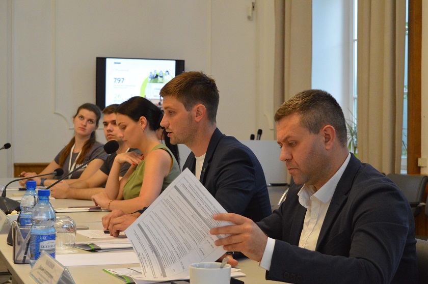 Совещание с сертификационной комиссией.jpg Совещание с сертификационной комиссией.jpg