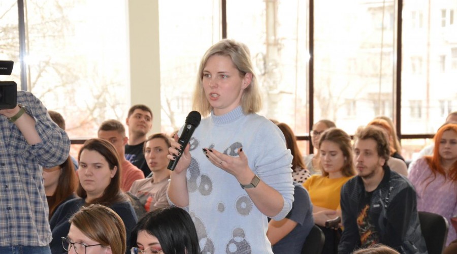 136698_149815.jpg 136698_149815.jpg