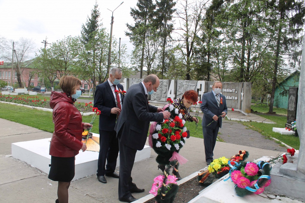 Возложение1.jpg Возложение1.jpg