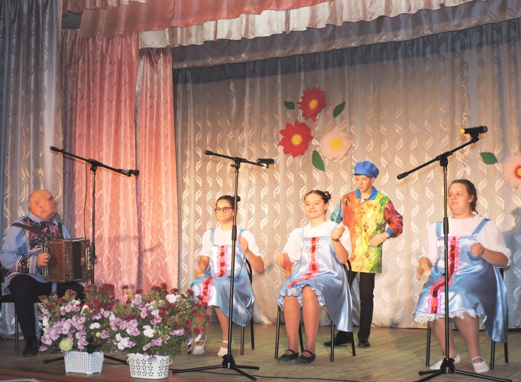 анс Ложкари.JPG