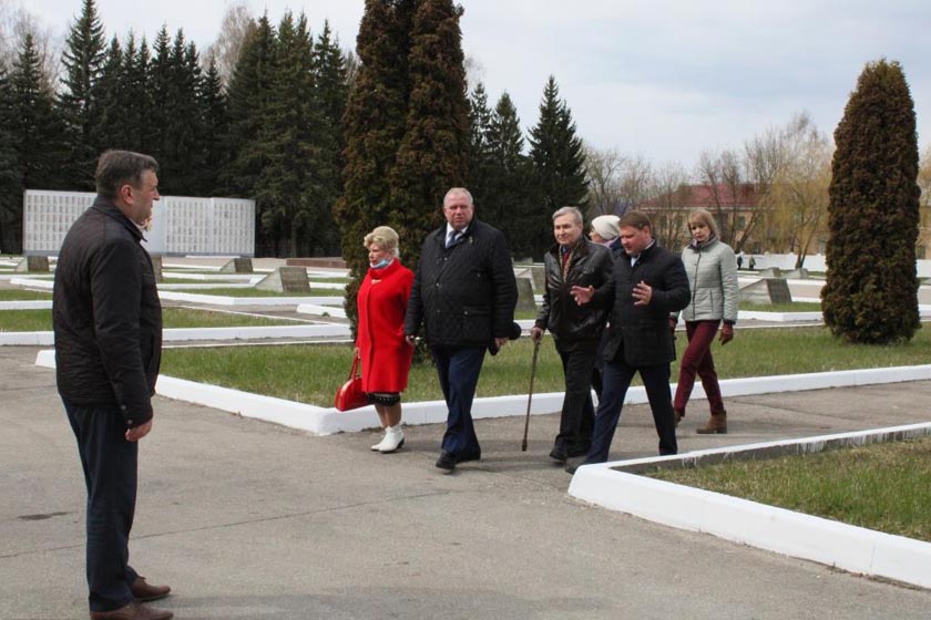 IMG_1330.jpg IMG_1330.jpg