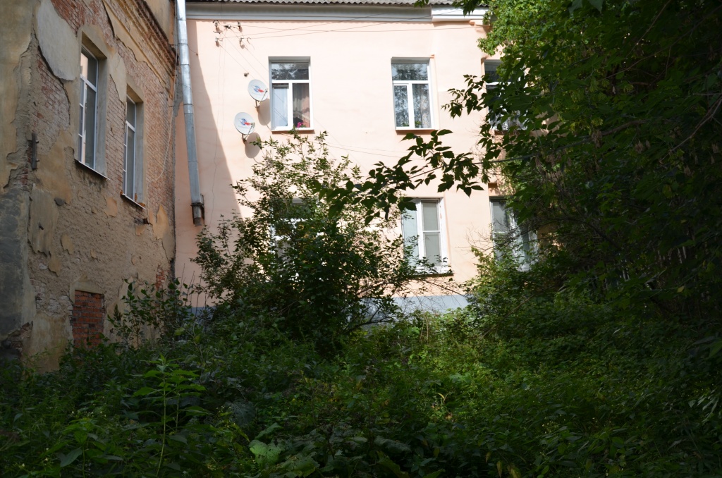 Двор на улице Ленина 123..JPG