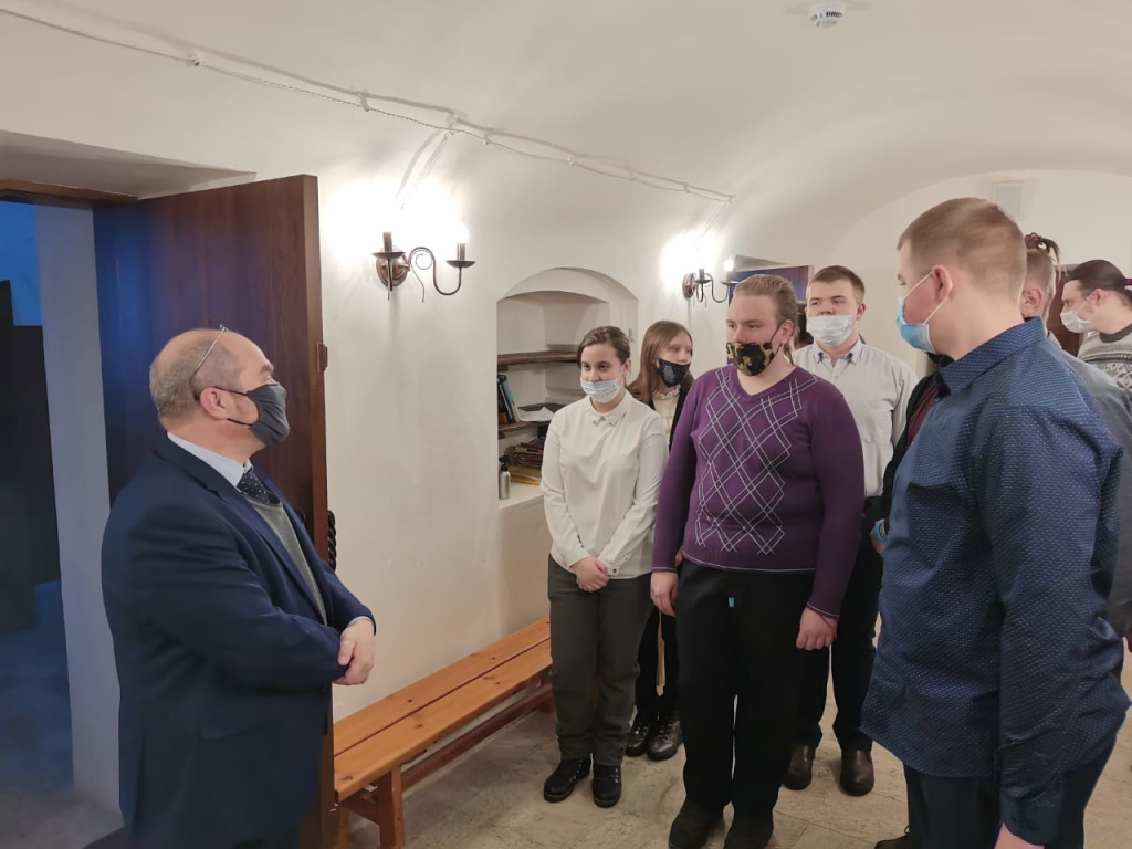 WhatsApp Image 2021-01-28 at 13.22.55.jpeg