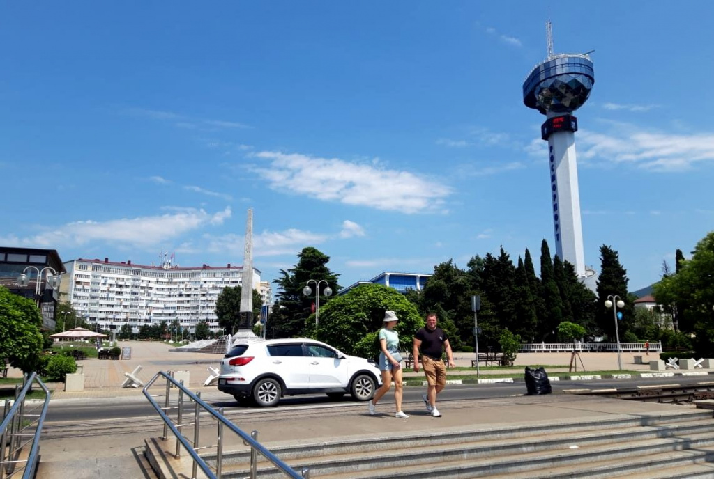 Центр лоцманского управления морского порта или чупа-чупс.jpg