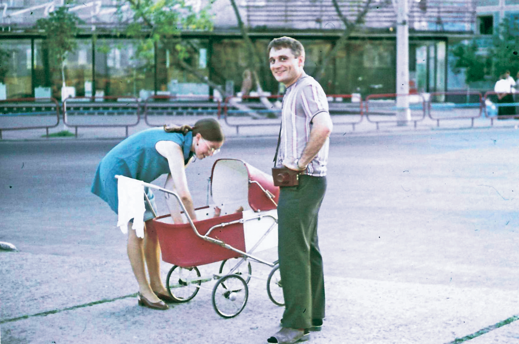 Площадь Победы, 1972г. Рацпредложения, грамоты, внуки - все еще впереди Scan.png