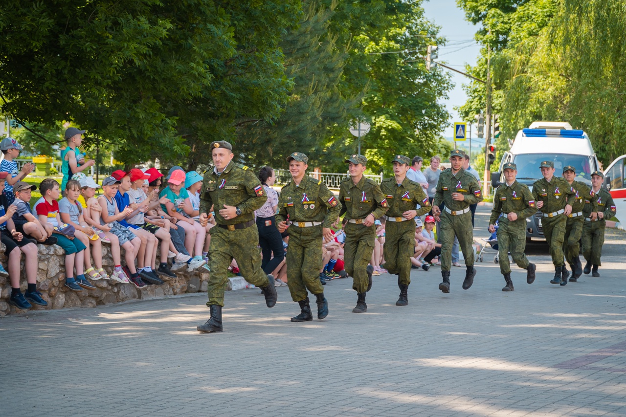 Выступление бойцов Гранита на Дне России в Сухиничах..jpg