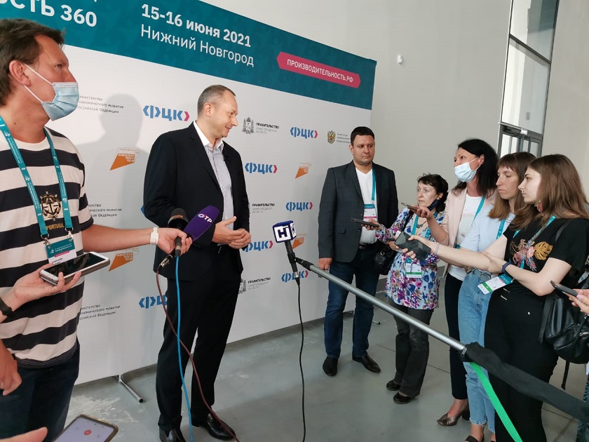 Николай Соломон ответил на вопросы журналистов регионов.jpg