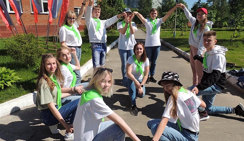 В Жуковском районе начали работать пришкольные лагеря 