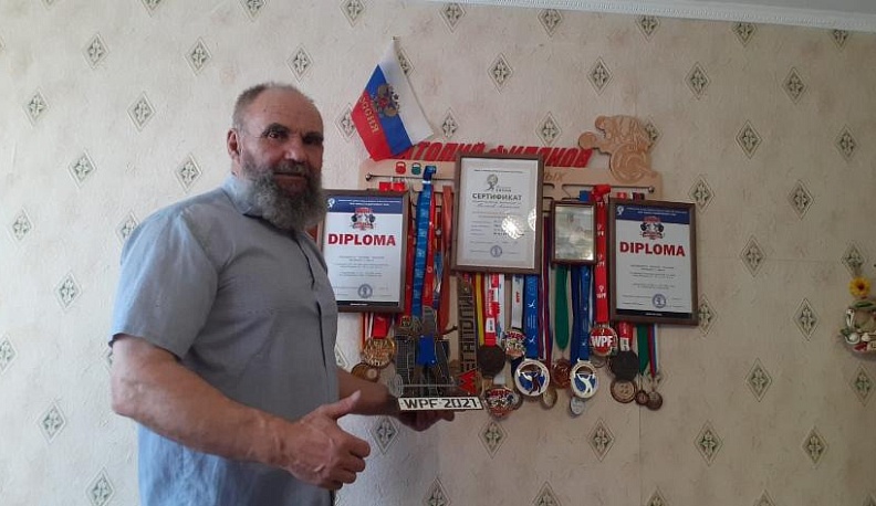 Богатырь Жуковской земли