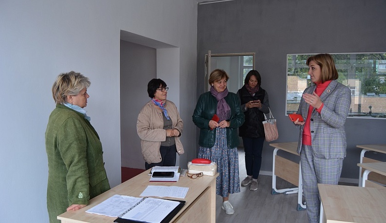 Уполномоченный по правам ребенка провела прием в Тарусском районе