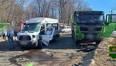 Бастрыкин заинтересовался ДТП с автобусом и большегрузом в Дзержинском округе