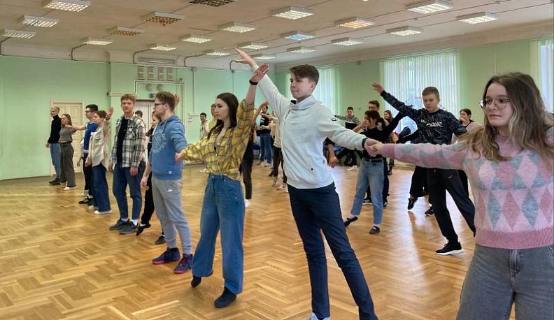 В начале мая в Калуге состоится флешмоб «Вальс Победы»