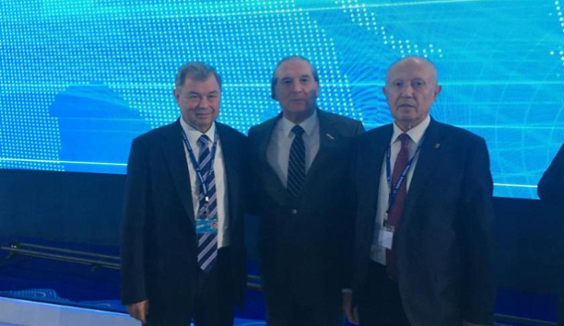 Анатолий Артамонов: Люди должны понимать, что происходит в стране