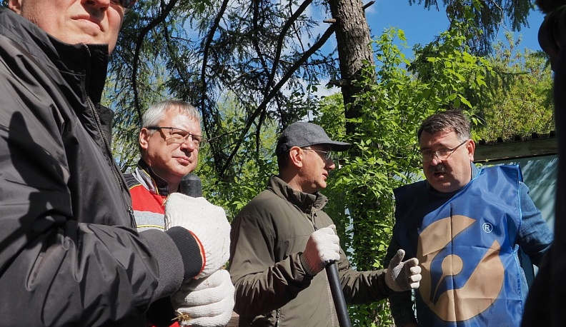 Губернатор поручил Горуправе Калуги найти владельцев гаражей за Домом печати