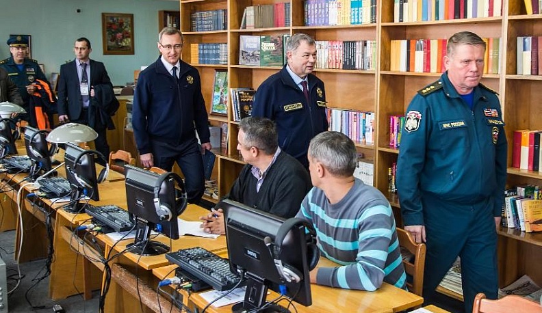 Губернатор принял участие в учениях по гражданской обороне