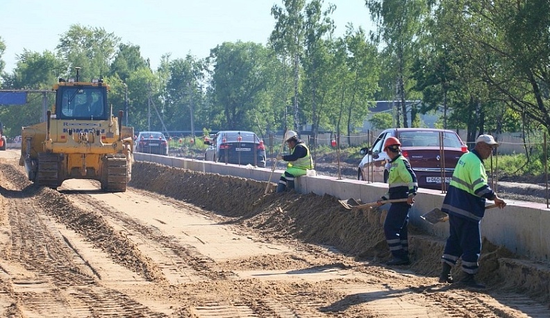 На стройке Северного въезда в Калугу обустроят временную дорогу, чтобы избежать пробок