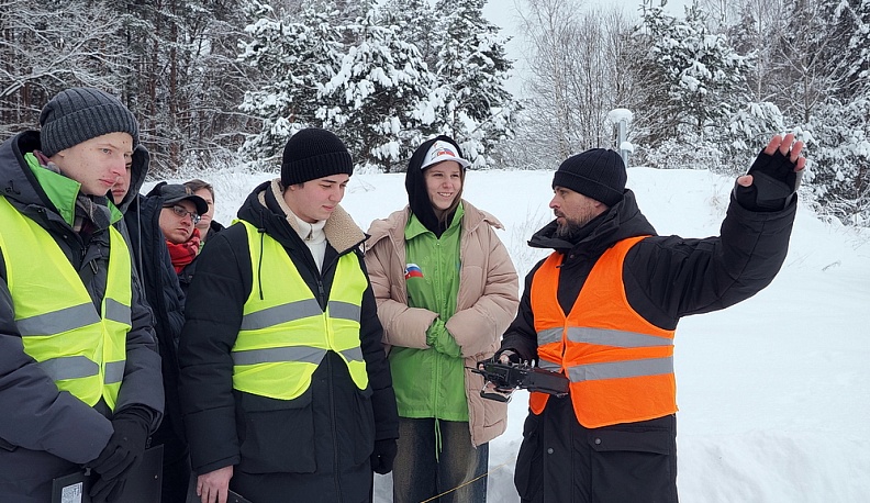 В Калужской области проходят всероссийские соревнования операторов агродронов 