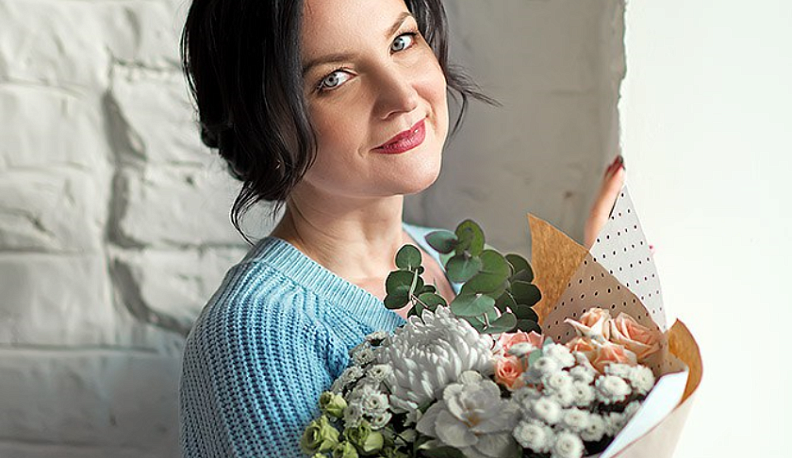 Оксана Лысенко поздравила калужан с наступающим праздником