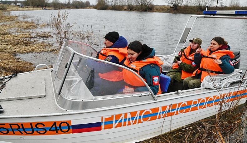 Под Калугой на Резвани создали учебное половодье