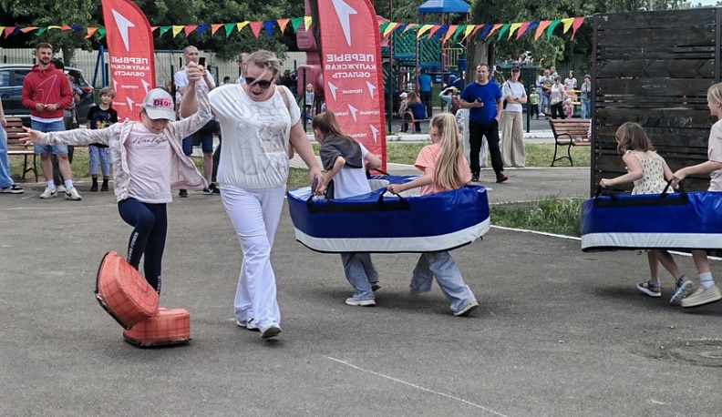 Активисты Движения Первых провели праздник для юных калужан