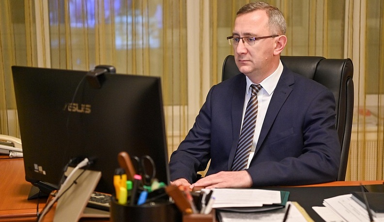  Губернатор поручил управлению Роспотребнадзора увеличить объемы тестирования на ковид-19