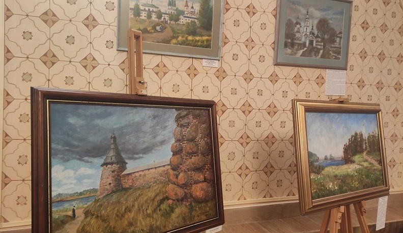 В Оптиной пустыни открылась выставка «Молитва, звучащая в долине. Оптинские старцы»