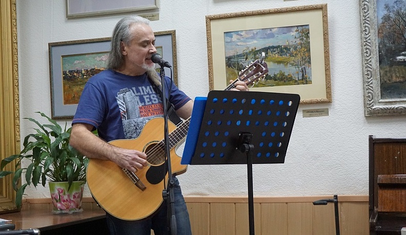 Картинная галерея заслуженного художника РФ Людмилы Климентовской показывает онлайн-концерты