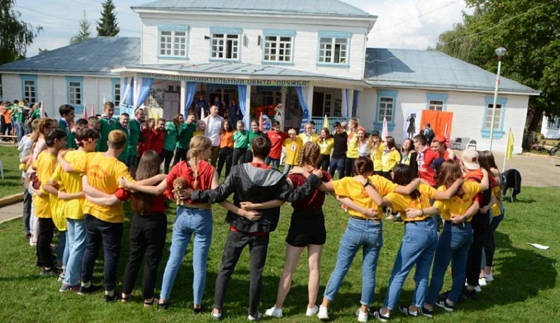 Более 6,5 тысяч юных калужан смогли отдохнуть в загородных лагерях