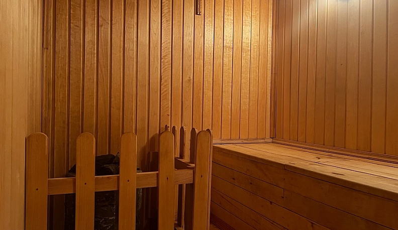 Дмитрий Денисов проверил городские бани Калуги