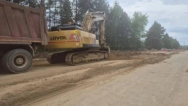 В Малоярославецком округе продолжается ремонт дороги до деревни Прудки