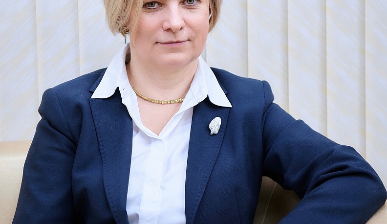 Татьяна Леонова поздравила жителей Обнинска с Днем Государственного флага России