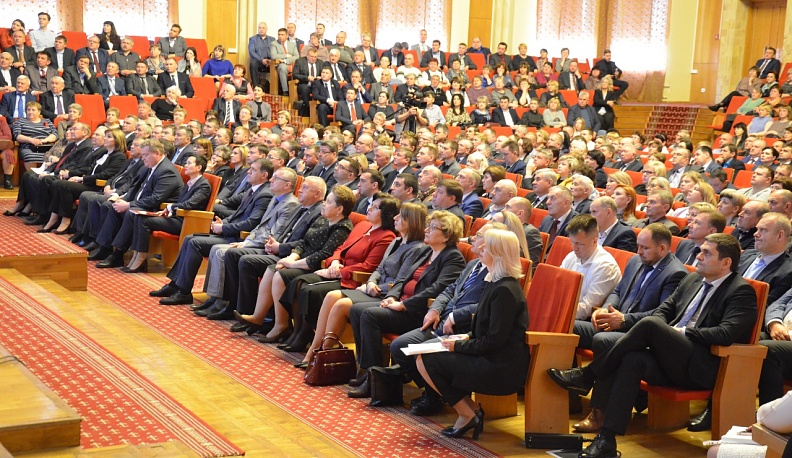 Владислав Шапша призвал калужан сплотиться и продолжить развитие региона