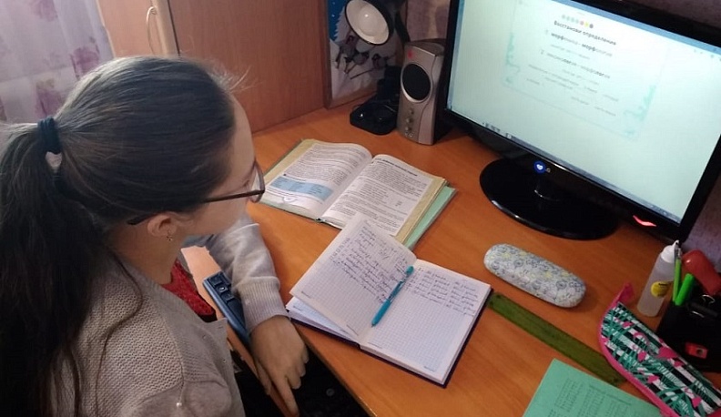 В Калуге глухонемые дети перешли на онлайн-обучение