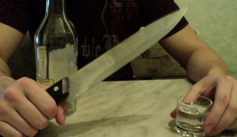 В Обнинске сосед пытался убить соседа