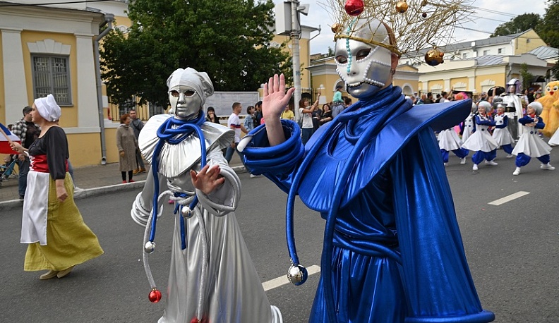 В Калуге отменили традиционный карнавал в День города