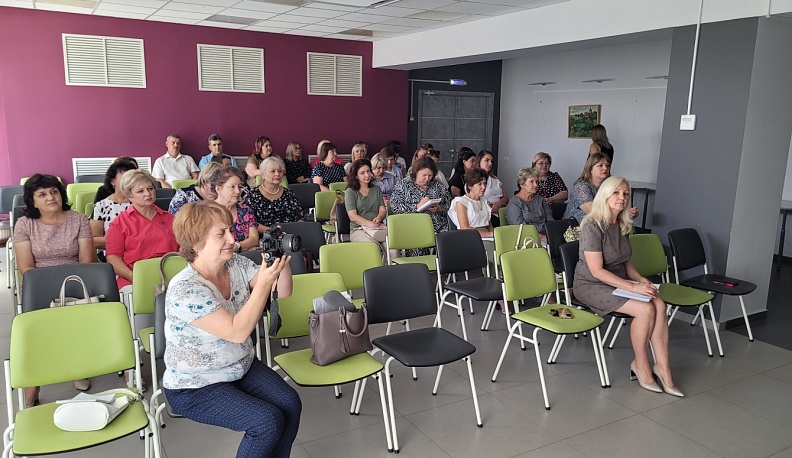 В Перемышле прошла встреча педагогов и родителей