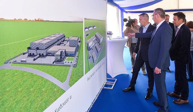 Рабочие места и вкусная продукция