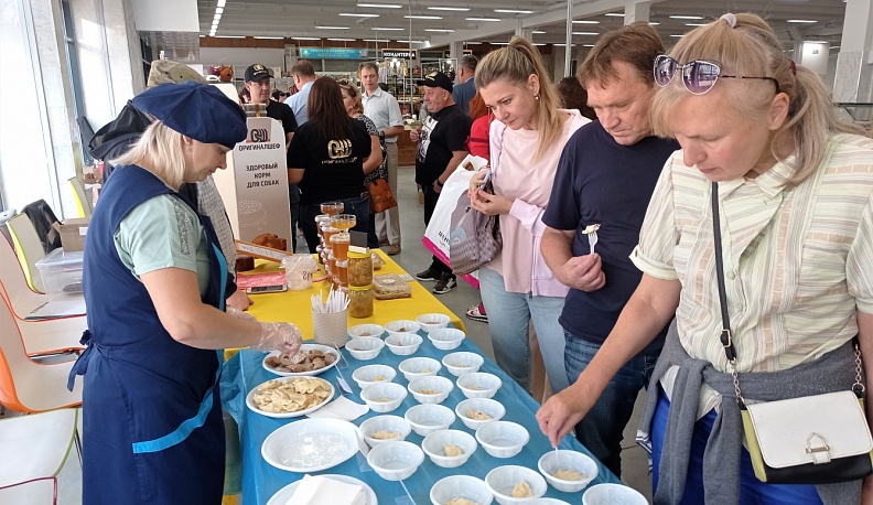 Гурманов пригласили на выставку-дегустацию «Покупаем калужское»