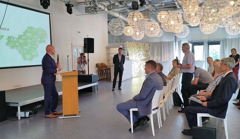 Владимир Попов обсудил с предпринимателями Малоярославецкого района вопросы получения господдержки