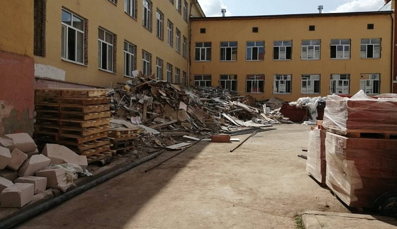 Школу в Тихоновой пустыни должны отремонтировать до 1 сентября