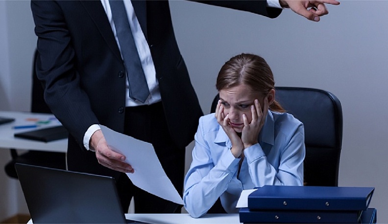 Блогер из Обнинска избил женщину-пристава