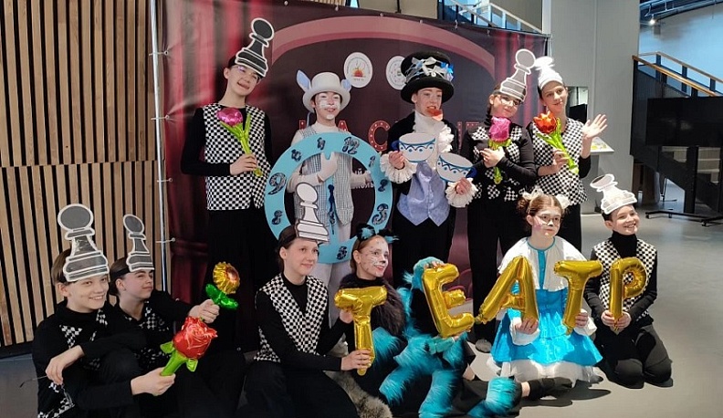 Школьный театр с другой стороны показывает региональный методический форум, открывшийся в Калуге 