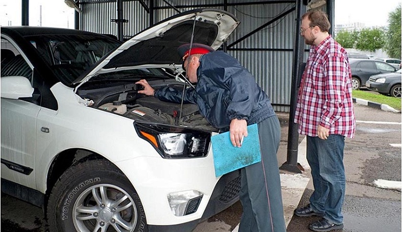 Зарегистрировать машину теперь можно будет в МФЦ