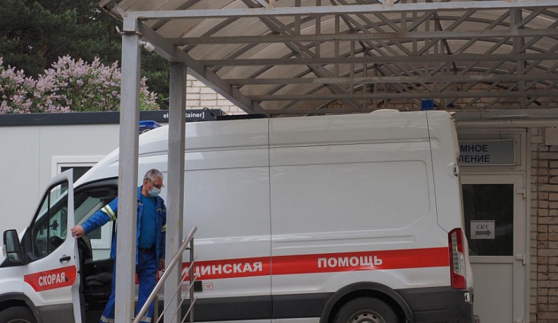 Правительство и минздрав Калужской области разбираются в причинах опоздания скорой помощи к раненому мужчине 