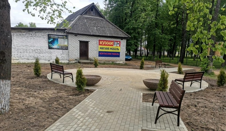 В Куйбышевском районе завершается благоустройство сквера «Ракеты»