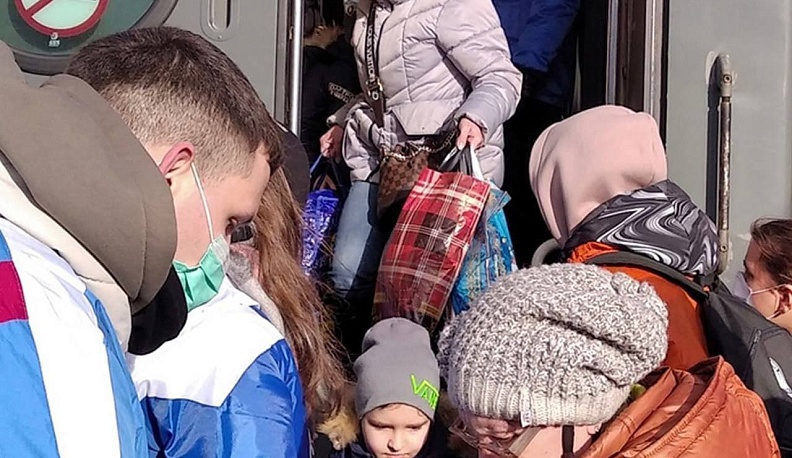 Эвакуированных граждан из ЛНР и ДНР разместят в калужских детских лагерях