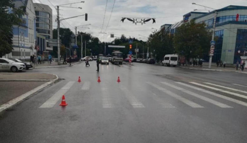 "Пазик" сбил пешехода на "зебре" в центре Калуги