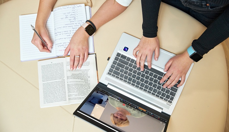 «Сферум» запускает обновлённый курс для калужских педагогов 