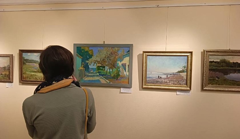 В Доме музыки состоялся вернисаж трёх калужских художников